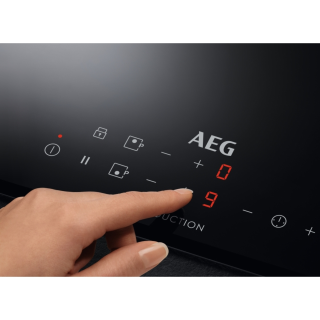 AEG IKX32300CB 29cm Induction Hob - Black