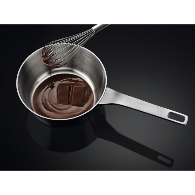 AEG IKX32300CB 29cm Induction Hob - Black