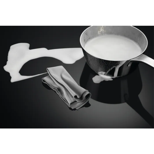 AEG IKX32300CB 29cm Induction Hob - Black