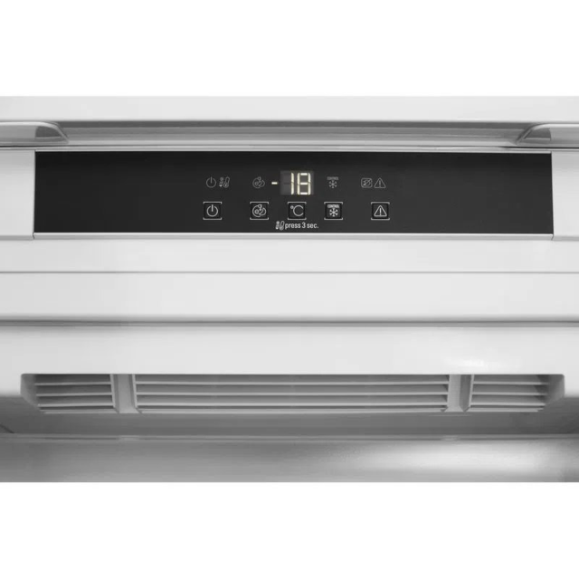 Hotpoint HF1801EF1UK (EX DISPLAY) Integrated Freezer
